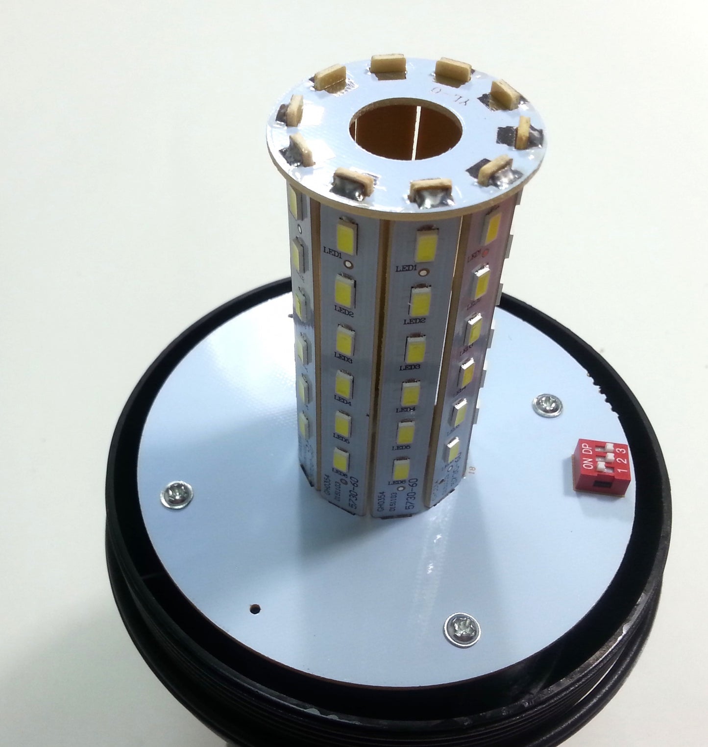 LED Аварийна/сигнална лампиа Маяк буркан 12/24V