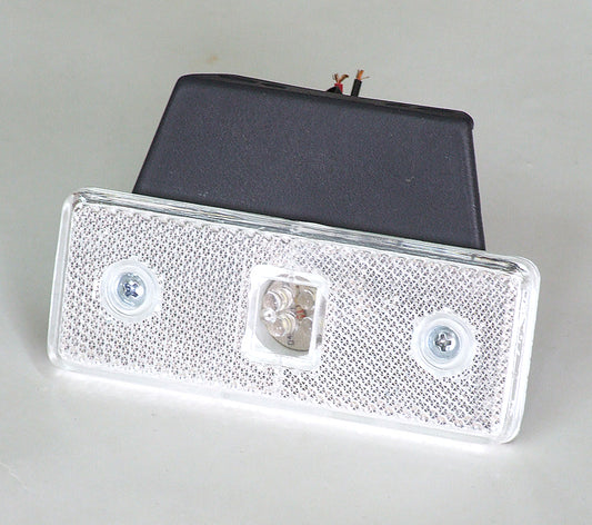 12V Диоден 4 LED Маркер габарит токос светлина за камиони бус ван ремарке каравана - 110 мм х 40 мм - бял