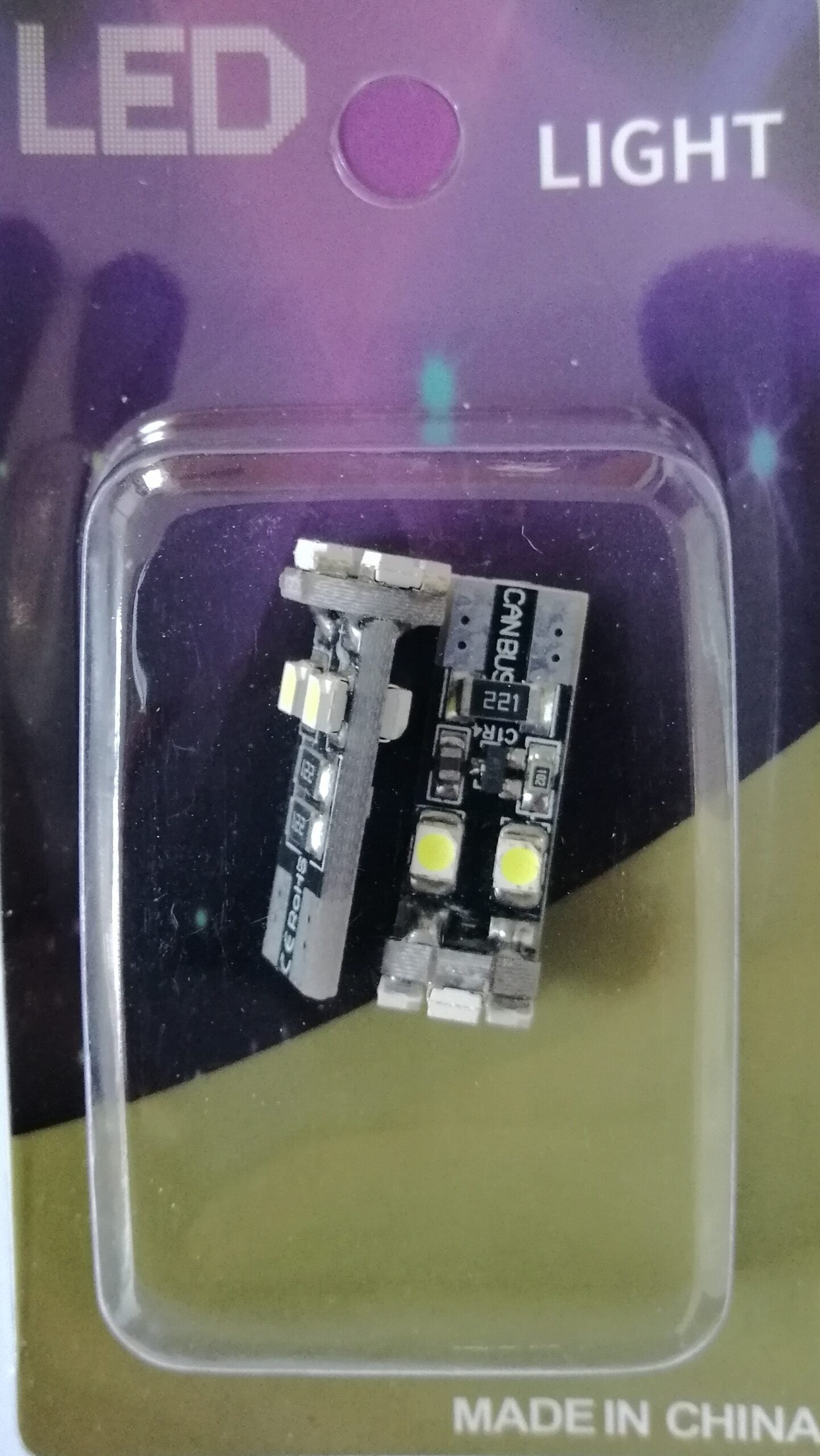 Комплкет от 2 броя LED  Диодни Крушки За Габарит Т10 W5W 8 SMD 12V Canbus - Error free Без грешки в Блистер