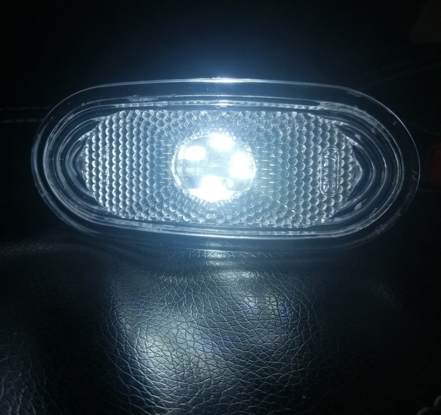LED светодиоден габарит маркер токос бял оранжев с 4 диода 12V за Мерцедес Спринтер Фолксваген Крафтер MERCEDES SPRINTER VW CRAFTER