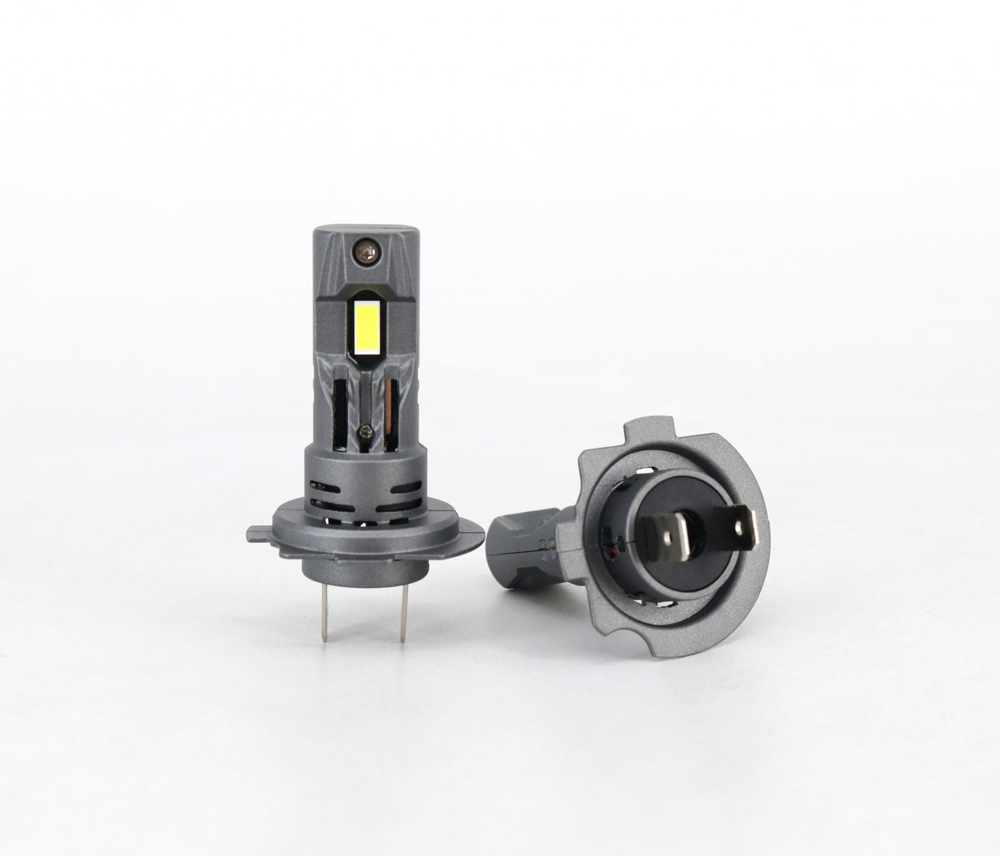 Комплект от 2 броя Умалени Мини LED Диодни Крушки E4S H7 H18 Х7 Х18 12V 50W 15000lm за Автомобил Мотоциклет Трактор Камион Бус и др.