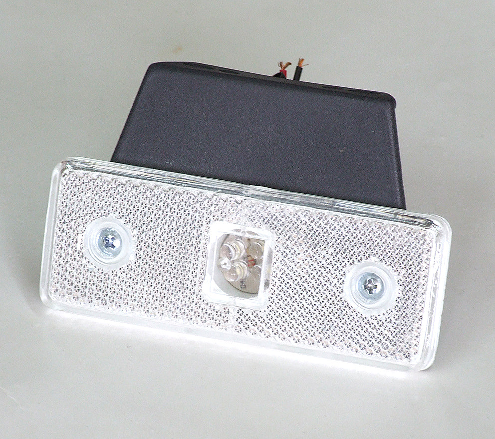 12V Диоден 4 LED Маркер габарит токос светлина за камиони бус ван ремарке каравана - 110 мм х 40 мм - бял