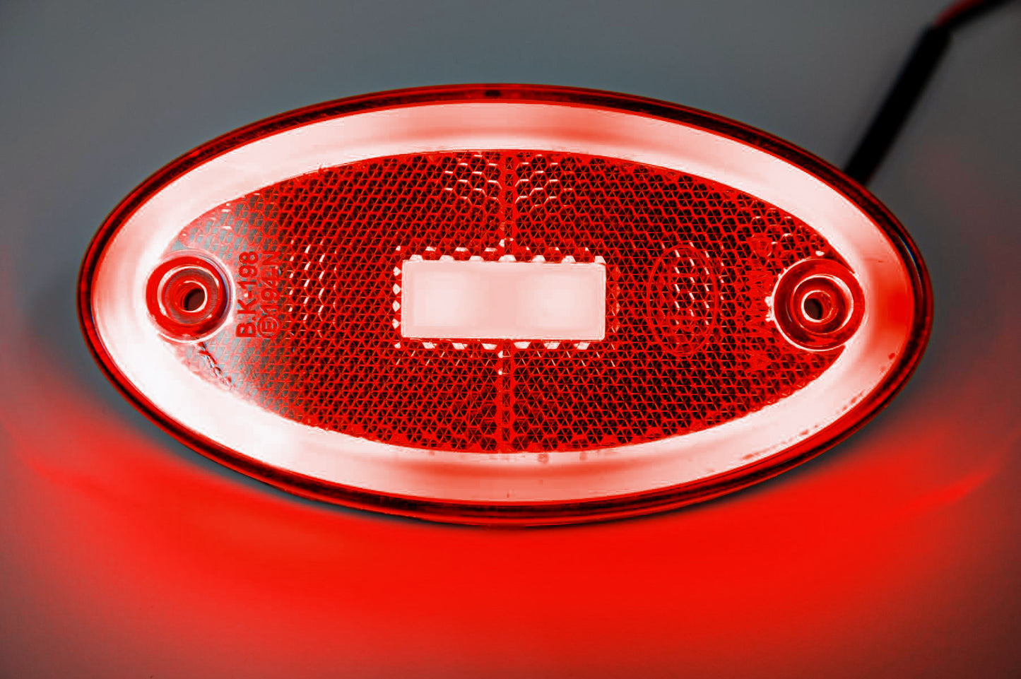 LED Светодиоден Габарит, 116mm x 60mm, Червен, Неон Ефект, Три Функции,12V-24V