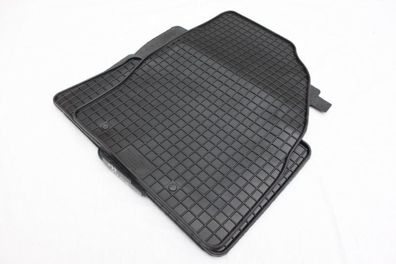 Гумени стелки за Ford Kuga (2008-2013)