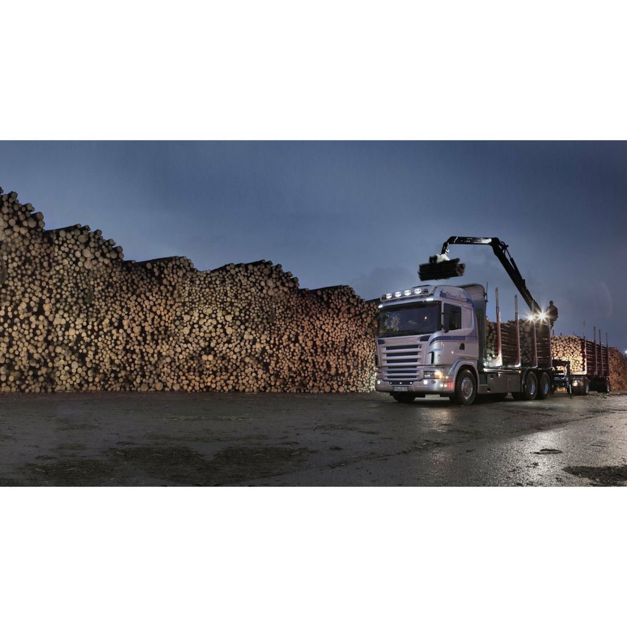 Комплект 2бр халогени, 265mmx161mm, 12V/24V, Крушка H7 + 6 LED диода, E-Mark