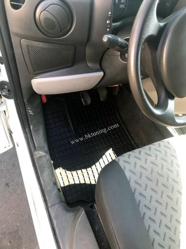 Гумени стелки за FIAT Doblo I (2001-2010) - предни