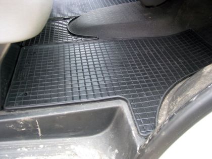 Гумени стелки за Vw Transporter T5 (2003-2015) / T6 (2015+) 2 местно, марка Petex