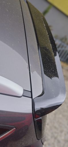 Спойлер антикрило за Ford Kuga (2013-2019) - черен гланц