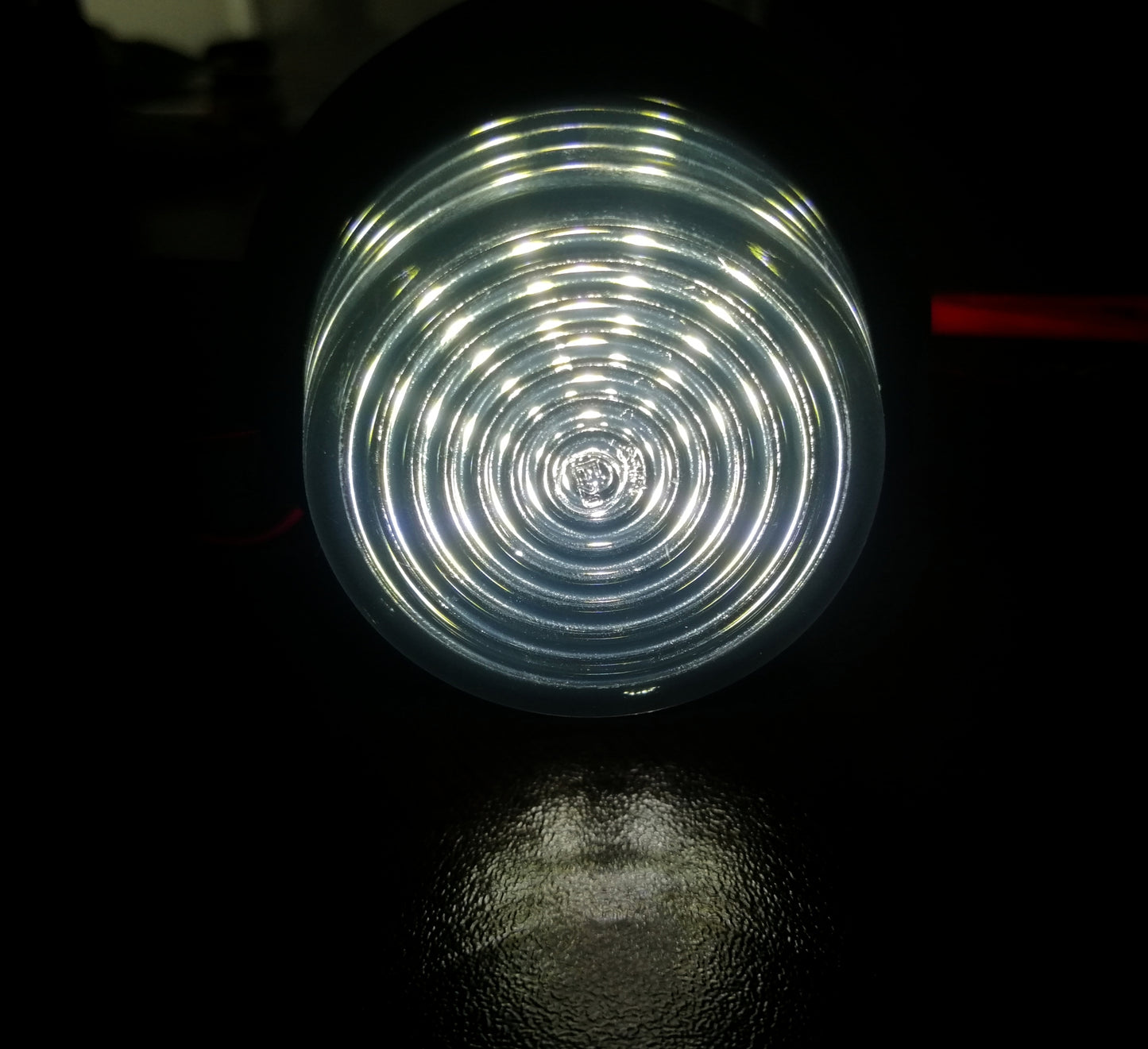 1 брой 12-24V LED Диоден Страничен Маркер Рогче Светлина с Опушено Стъкло За Камион Ремарке Каравана Кемпер АТВ бяло - червено