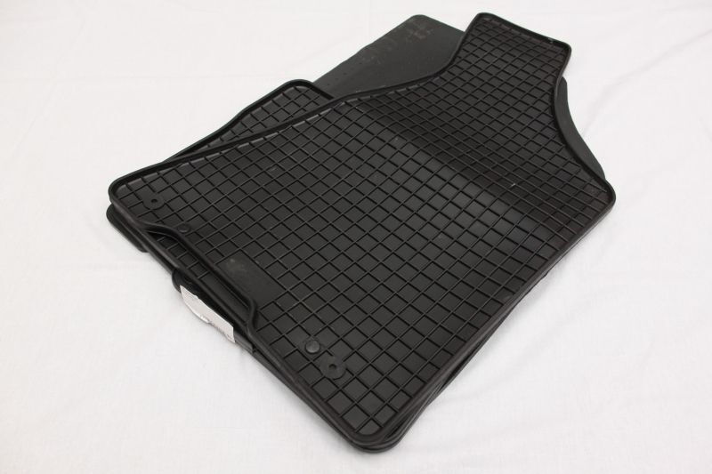 Гумени стелки за AUDI 80 B3 / B4 (1986-1995)