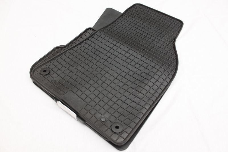 Гумени стелки за Audi A6 Sedan (2006-2011) / A6 Combi (2006-2011)