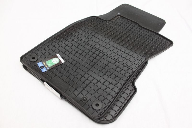 Гумени стелки за Audi A6 Sedan (2006-2011) / A6 Combi (2006-2011)