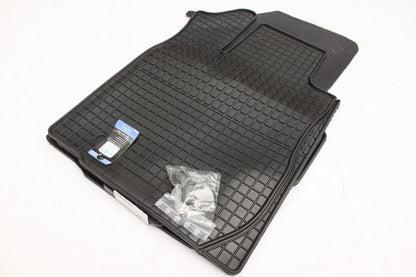 Гумени стелки за Dacia Sandero 07/2008-10/2012 / Sandero Stepway 10/2009-10/2012 / Sandero II сled 11/2012