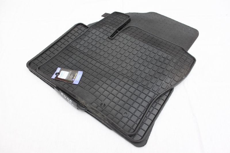 Гумени стелки за Ford Kuga (2008-2013)