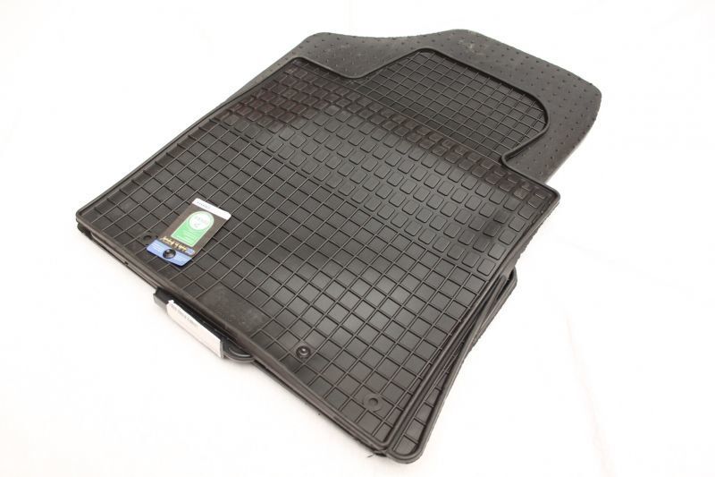 Гумени стелки за HYUNDAI i30 (2012+)