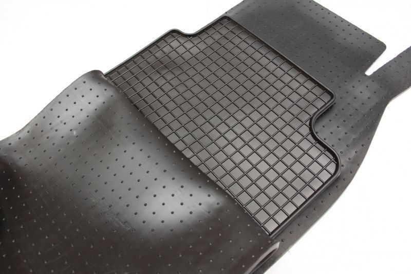 Гумени стелки за Opel Insignia сled 11/2008 / Opel Insignia Sports Tourer сled 02/2009 / Chevrolet Malibu сled 06/2012 специално за модела (2008+)