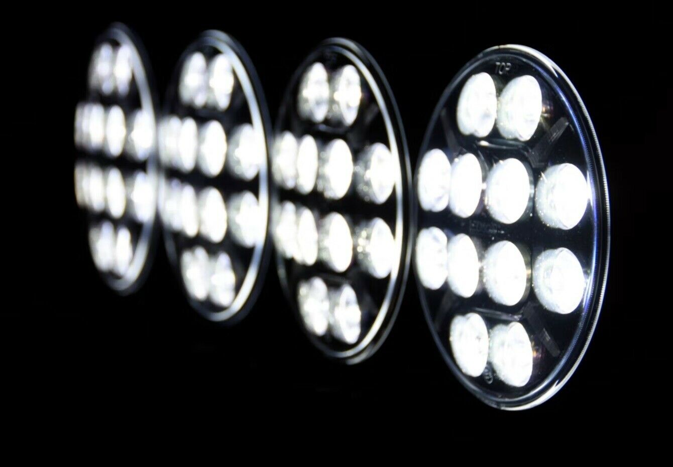 LED Диоден Халоген, Фар, с Бял Габарит, Ø 218мм, 12V 24V, 12 Диода, За Джип, Камион, Трактор, Багер, Земеделски Машини и др.