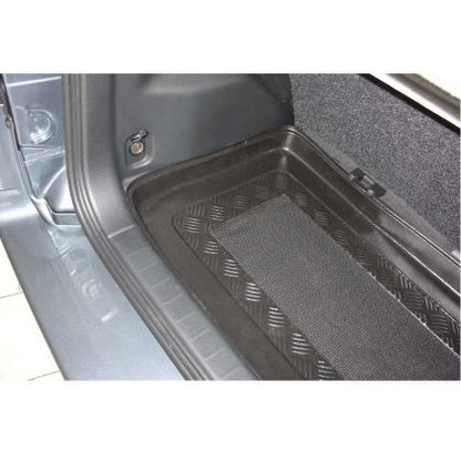 Стелка за багажник за Suzuki Grand Vitara (2005-2015) 3 doors