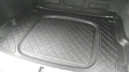 Гумирана стелка за багажник за  Audi A8 (D4) (2010-2013) Sedan