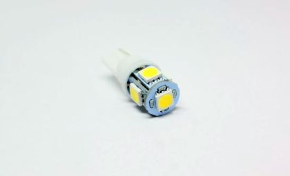 Диодна крушка Т10 с 5 SMD - 5050 Chip