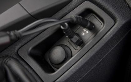 USB интерфейс към iPod/iPhone/iPad за BMW E90, E91, E60, E61, E87, X1, X3, X5, Z4, MINI
