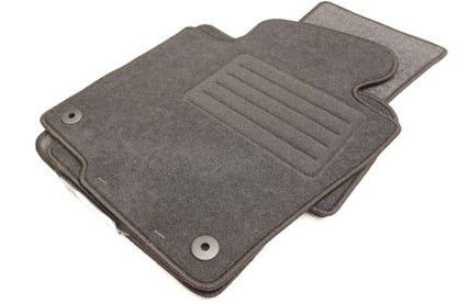 Мокетни стелки за VW Passat B6 / B7 / 3С (2005-2014) - с кръгли щипки