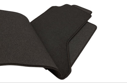 Мокетни стелки за MITSUBISHI L200 (2006-2015) - двойна кабина