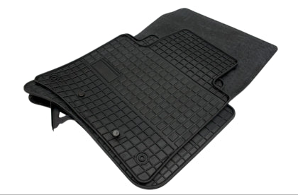 Гумени стелки за VW Touareg II / Porsche Cayenne II (2010-2018)