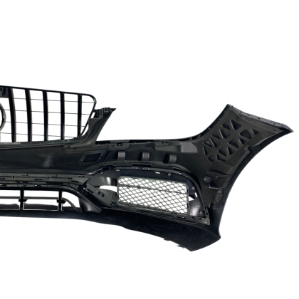 Боди кит за Mercedes C-Class W204 (2011-2013) конверсия към W205 - AMG
