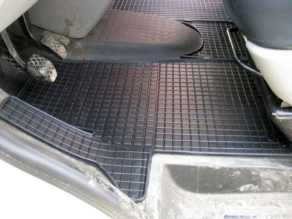 Гумени стелки за Vw Transporter T5 (2003-2015) / T6 (2015+) 2 местно, марка Petex