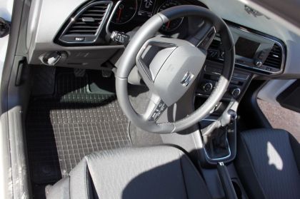 Гумени стелки за Seat Leon (2012-2020), марка Petex